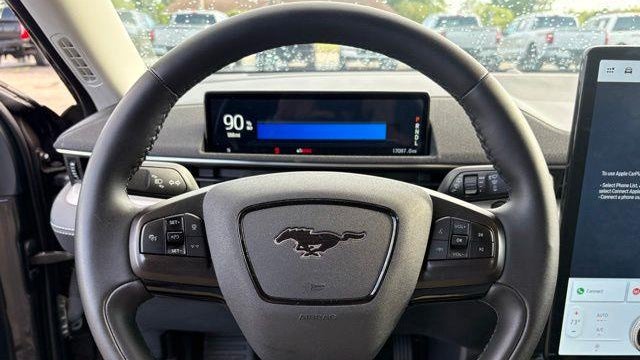 2022 Ford Mustang Mach-E Select