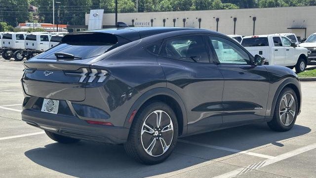 2022 Ford Mustang Mach-E Select