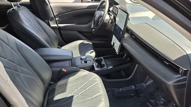 2024 Ford Mustang Mach-E Select