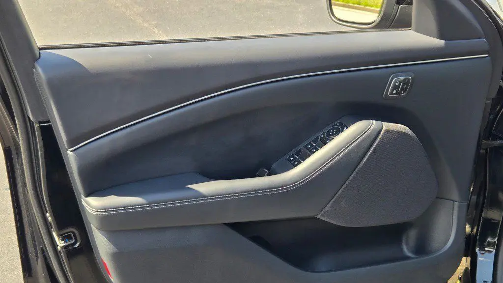 2024 Ford Mustang Mach-E Select