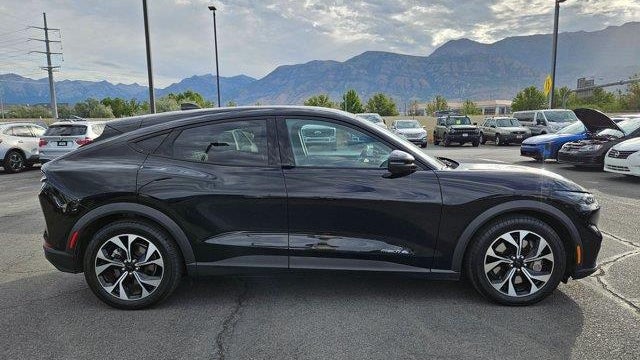 2024 Ford Mustang Mach-E Select
