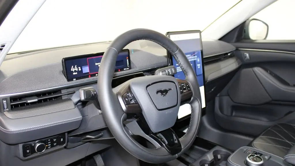 2024 Ford Mustang Mach-E Select
