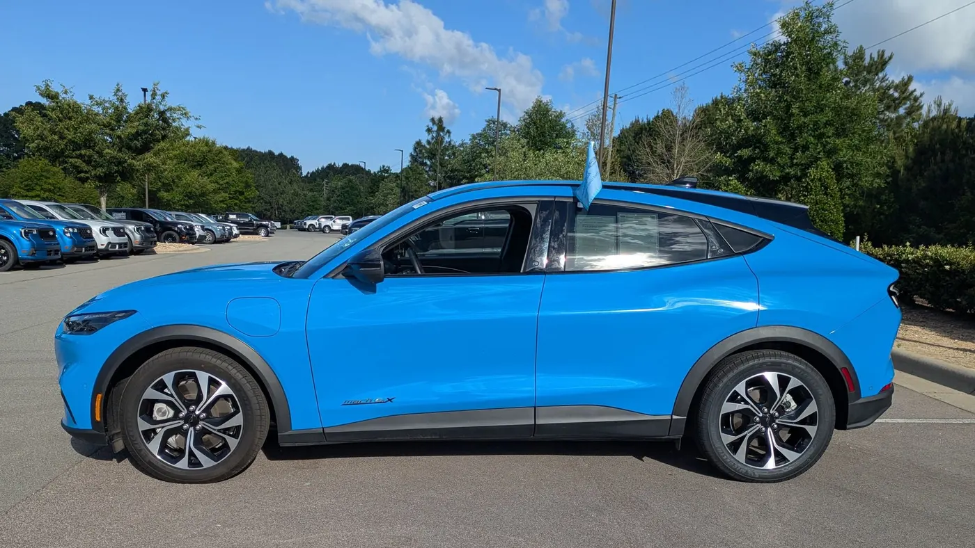 2024 Ford Mustang Mach-E Select