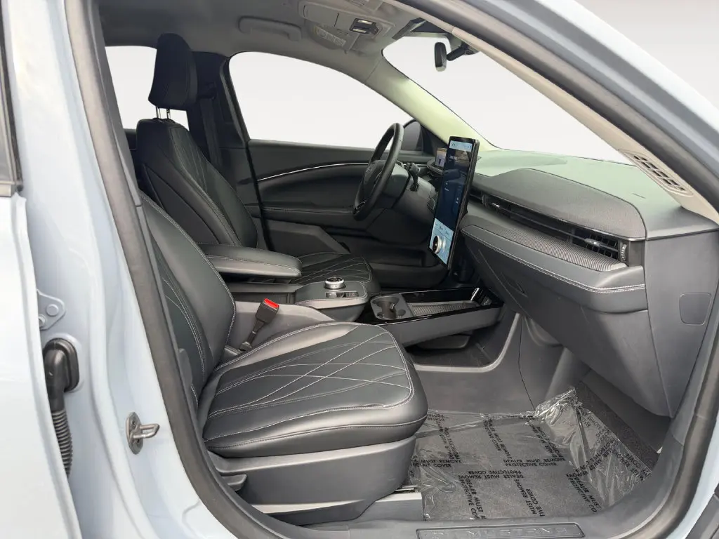 2024 Ford Mustang - $30,631