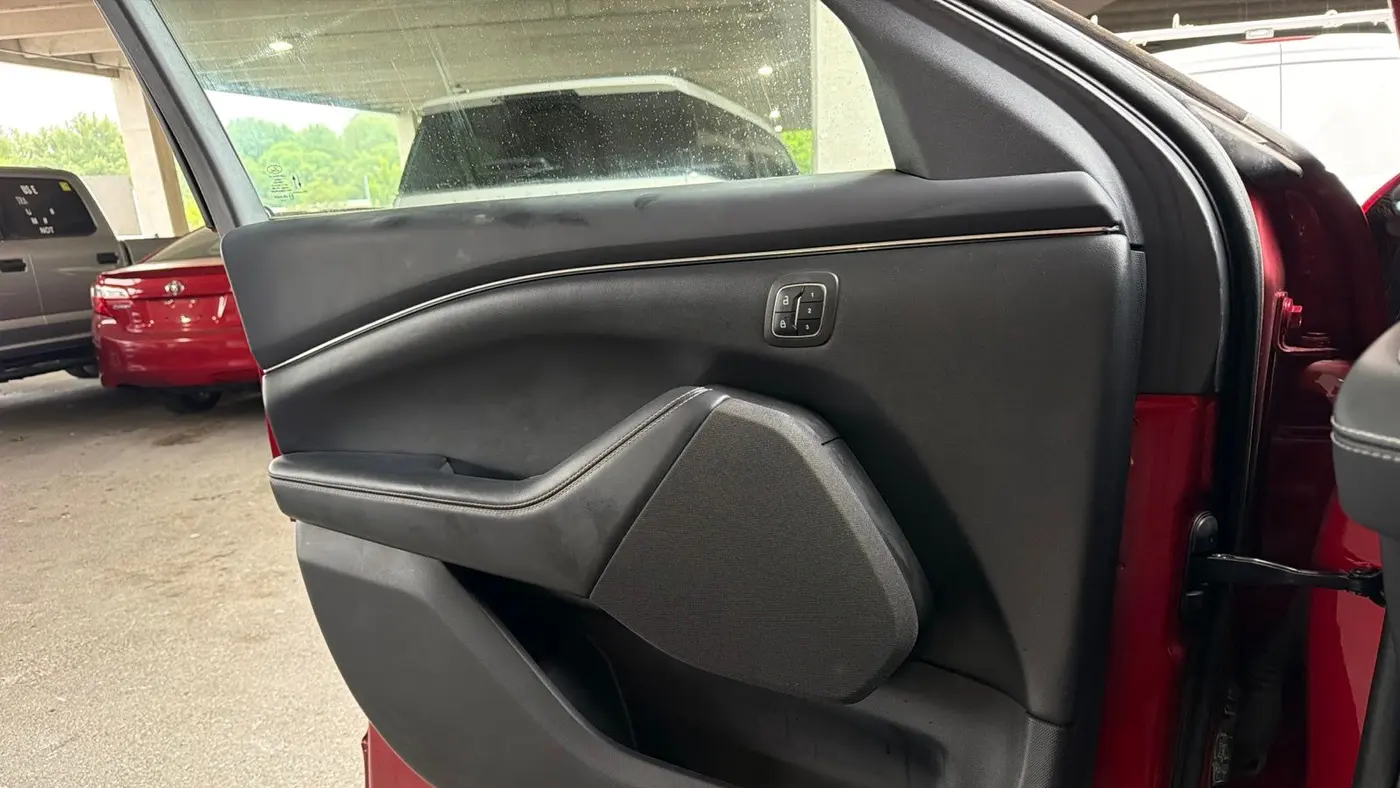 2021 Ford Mustang Mach-E California Route 1