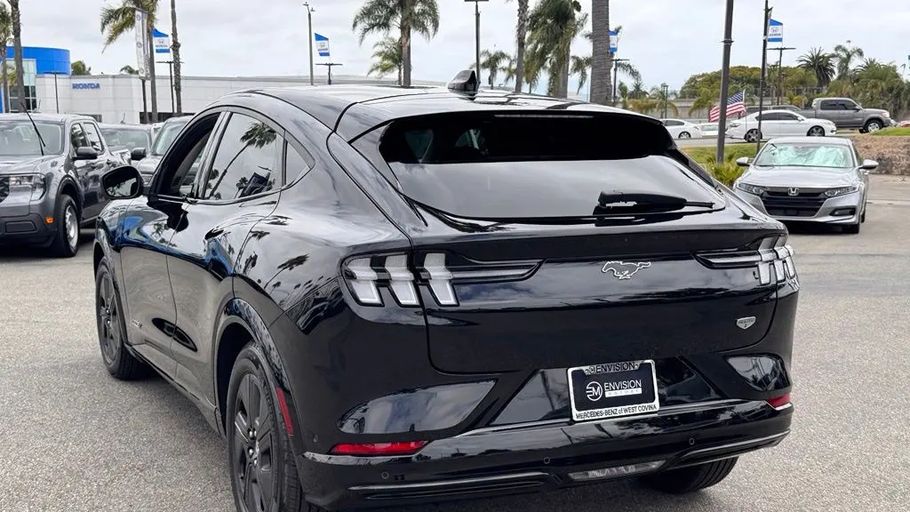 2022 Ford Mustang Mach-E California Route 1