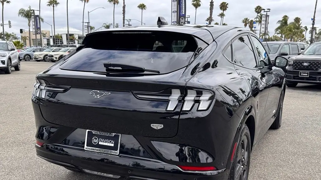 2022 Ford Mustang Mach-E California Route 1