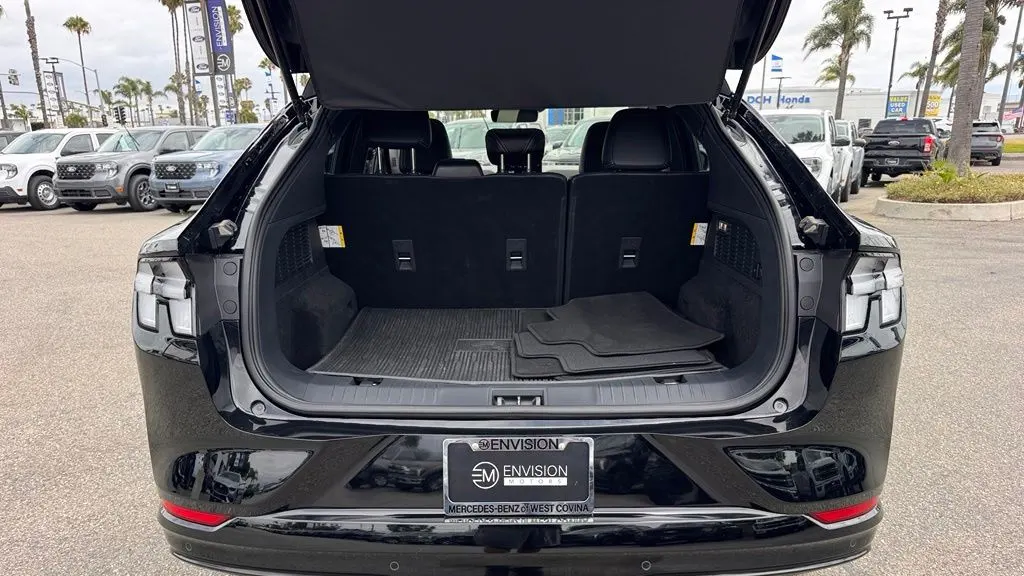 2022 Ford Mustang Mach-E California Route 1