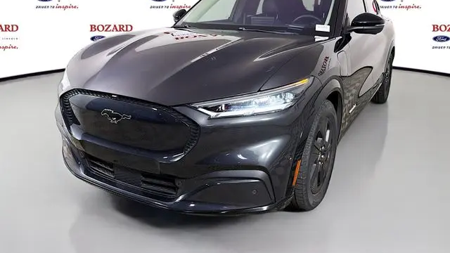 2022 Ford Mustang Mach-E California Route 1
