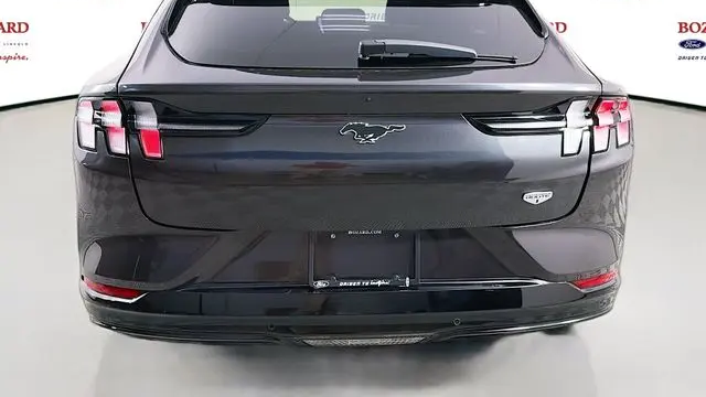 2022 Ford Mustang Mach-E California Route 1