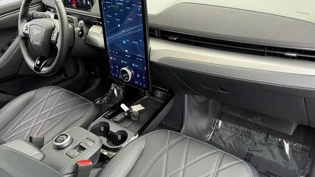2023 Ford Mustang Mach-E California Route 1