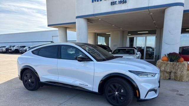 2023 Ford Mustang Mach-E California Route 1