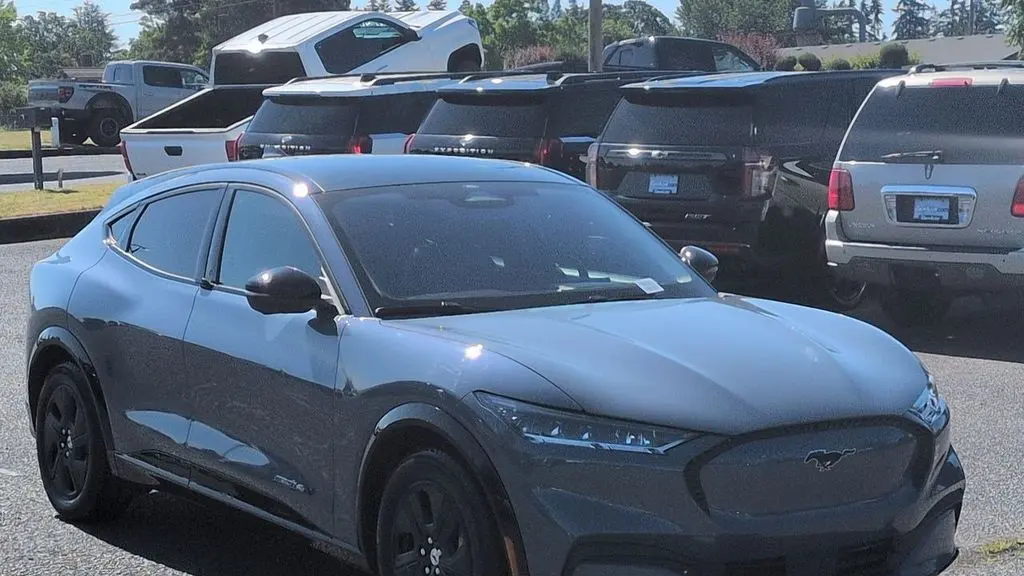 2023 Ford Mustang Mach-E California Route 1