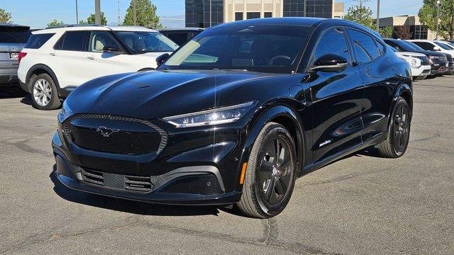 2023 Ford Mustang Mach-E California Route 1