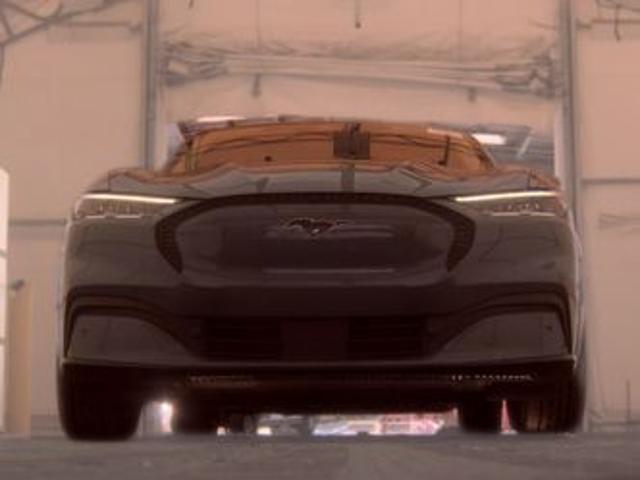 2023 Ford Mustang - $29,355