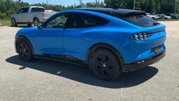 2022 Ford Mustang Mach-E California Route 1