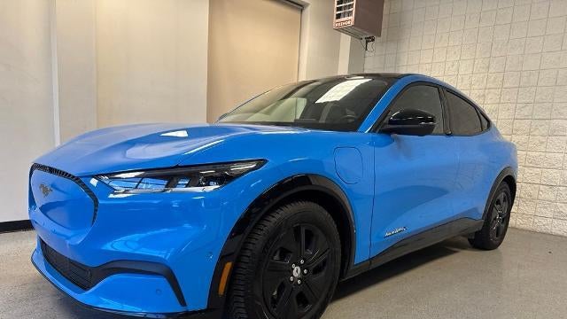 2022 Ford Mustang Mach-E California Route 1