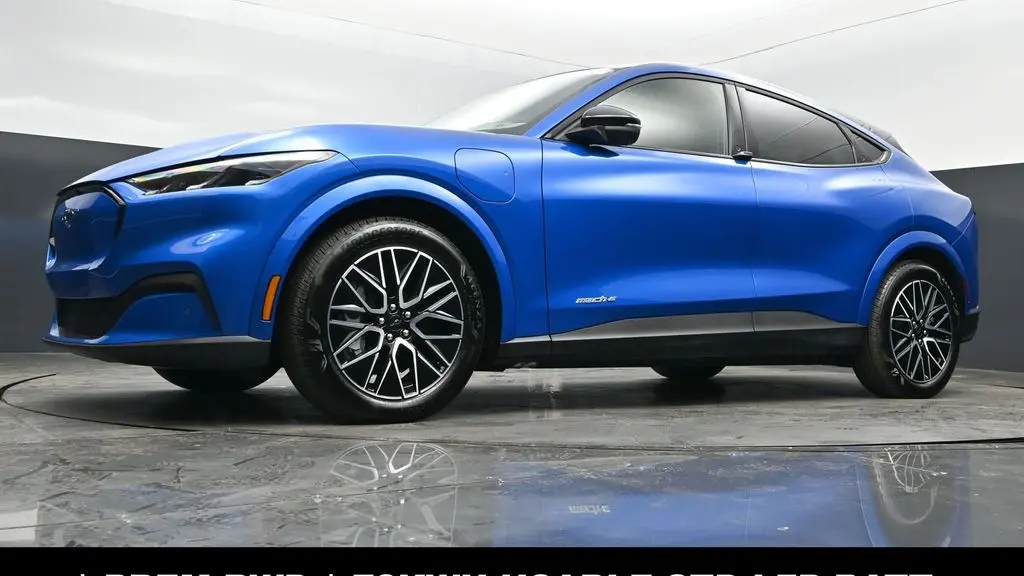 2025 Ford Mustang Mach-E Premium