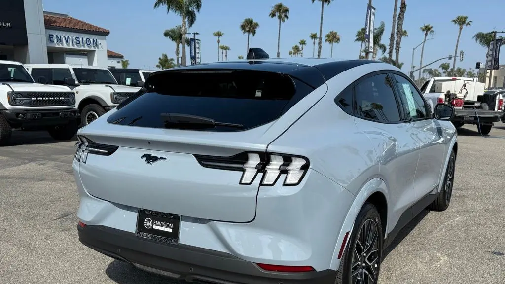 2025 Ford Mustang Mach-E Premium