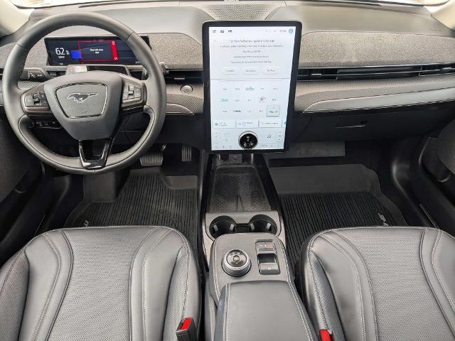 2023 Ford Mustang - $28,450