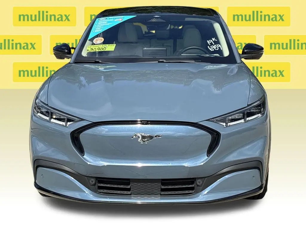 2023 Ford Mustang - $30,901