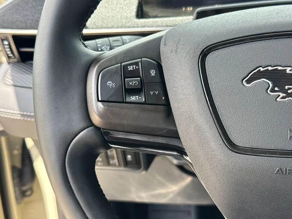 2025 Ford Mustang - $29,901