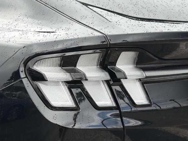 2023 Ford Mustang - $24,685