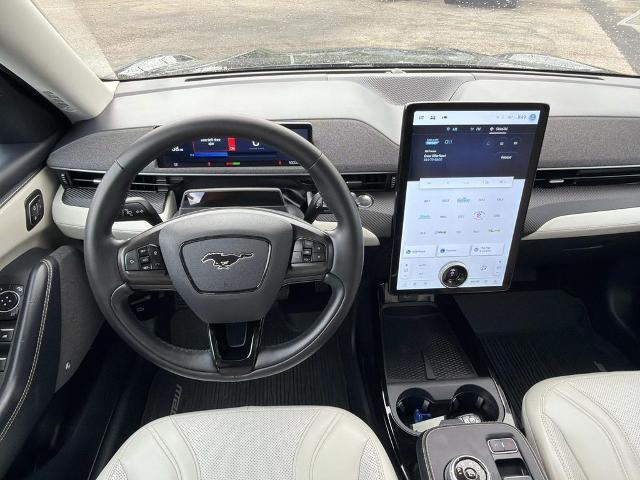 2023 Ford Mustang - $24,685