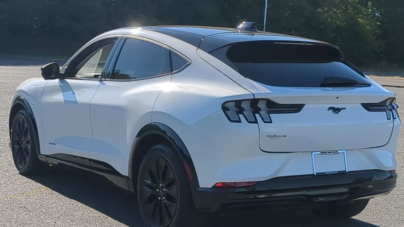 2025 Ford Mustang Mach-E Premium