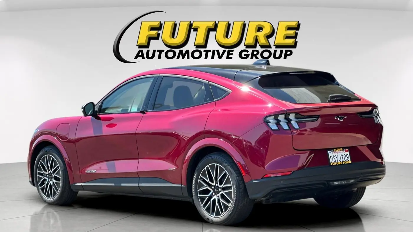 2025 Ford Mustang Mach-E Premium