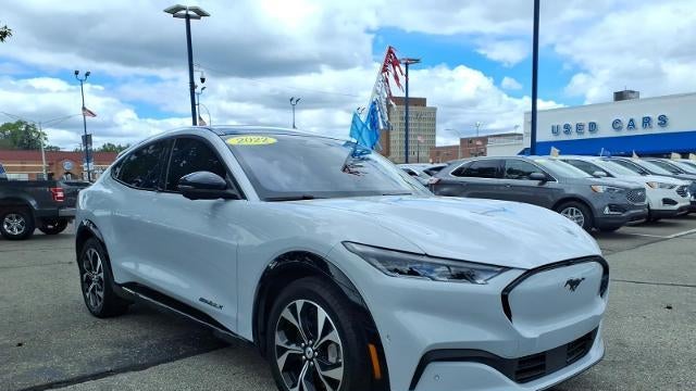 2022 Ford Mustang Mach-E Premium