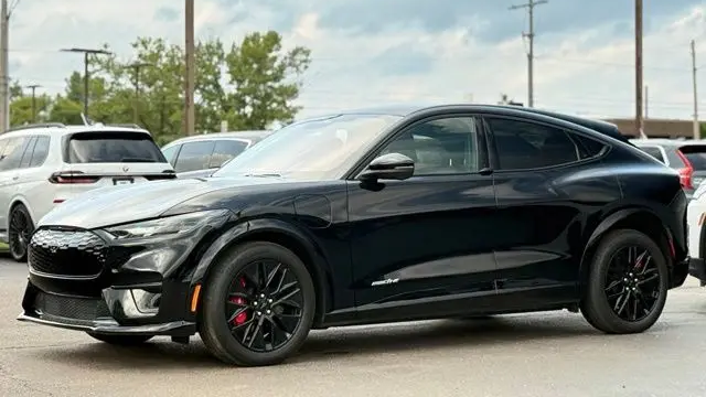 2025 Ford Mustang Mach-E Premium