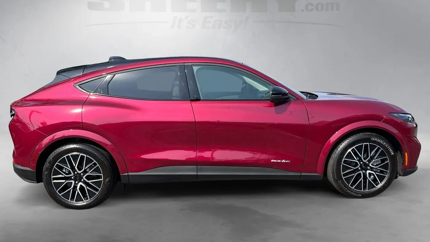 2025 Ford Mustang Mach-E Premium