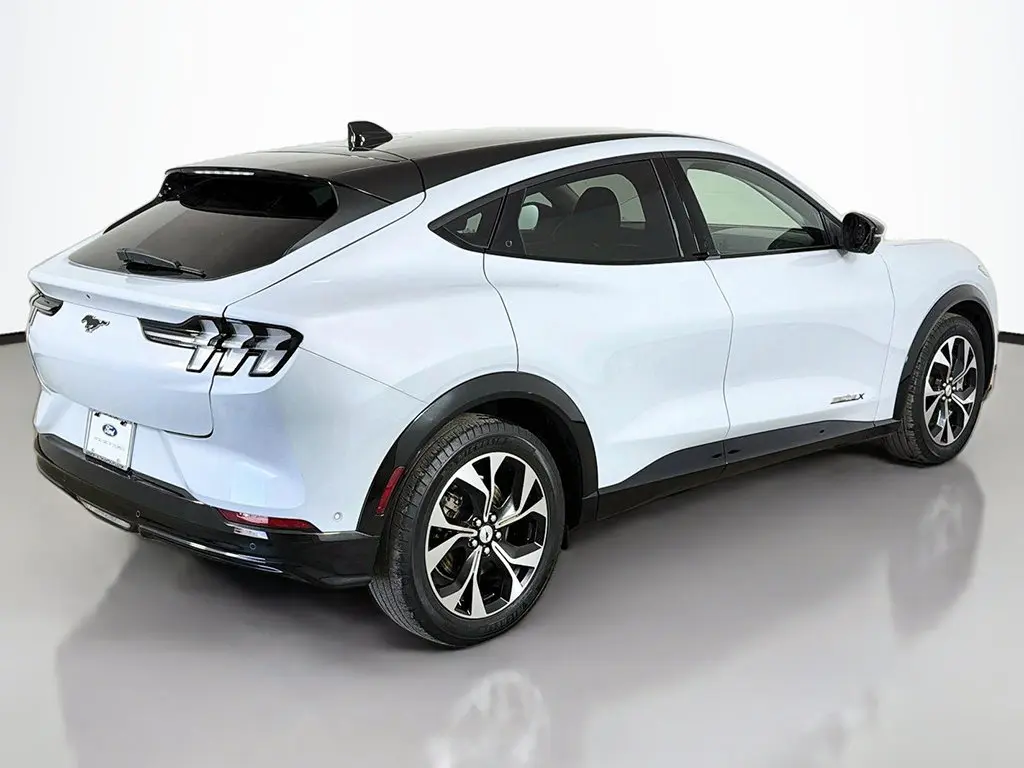 2023 Ford Mustang - $23,199