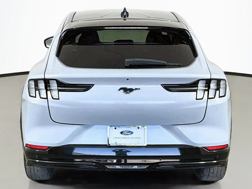 2023 Ford Mustang - $23,199