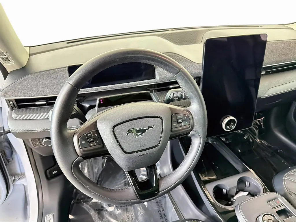 2023 Ford Mustang - $23,199