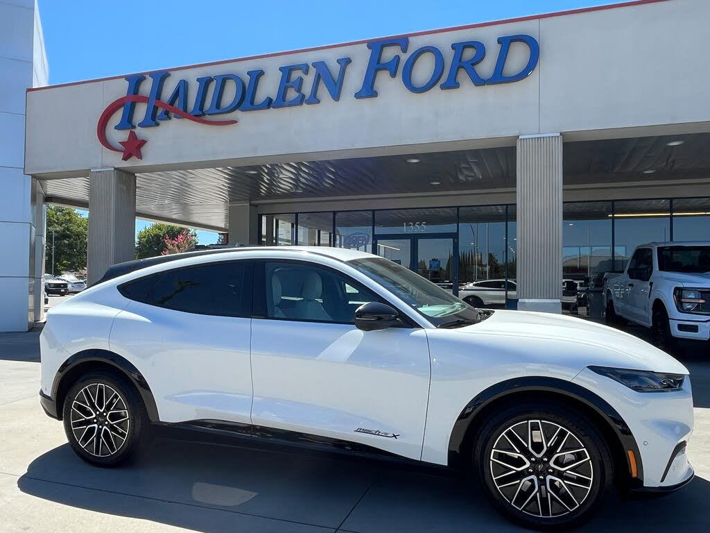 2024 Ford Mustang - $34,985