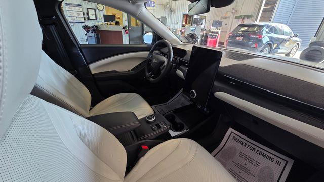 2023 Ford Mustang - $30,101