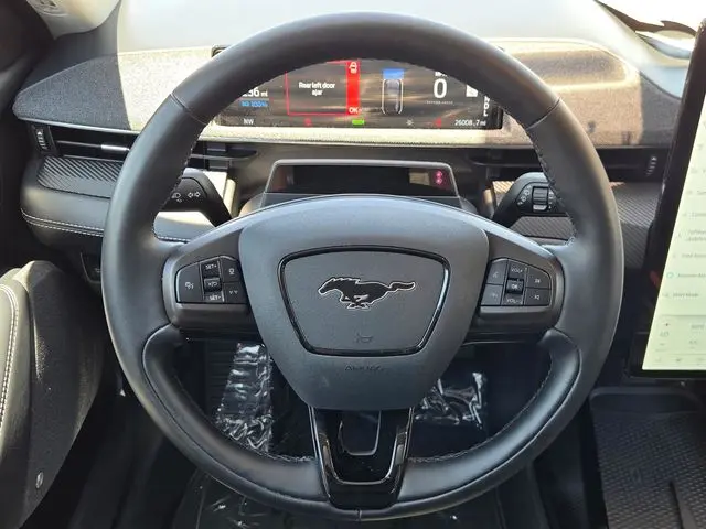 2023 Ford Mustang - $29,551