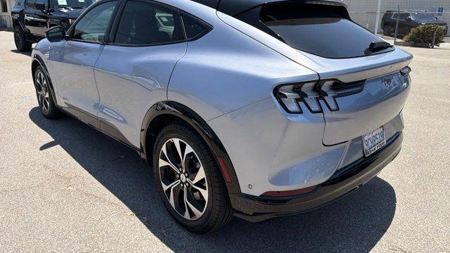 2022 Ford Mustang Mach-E Premium