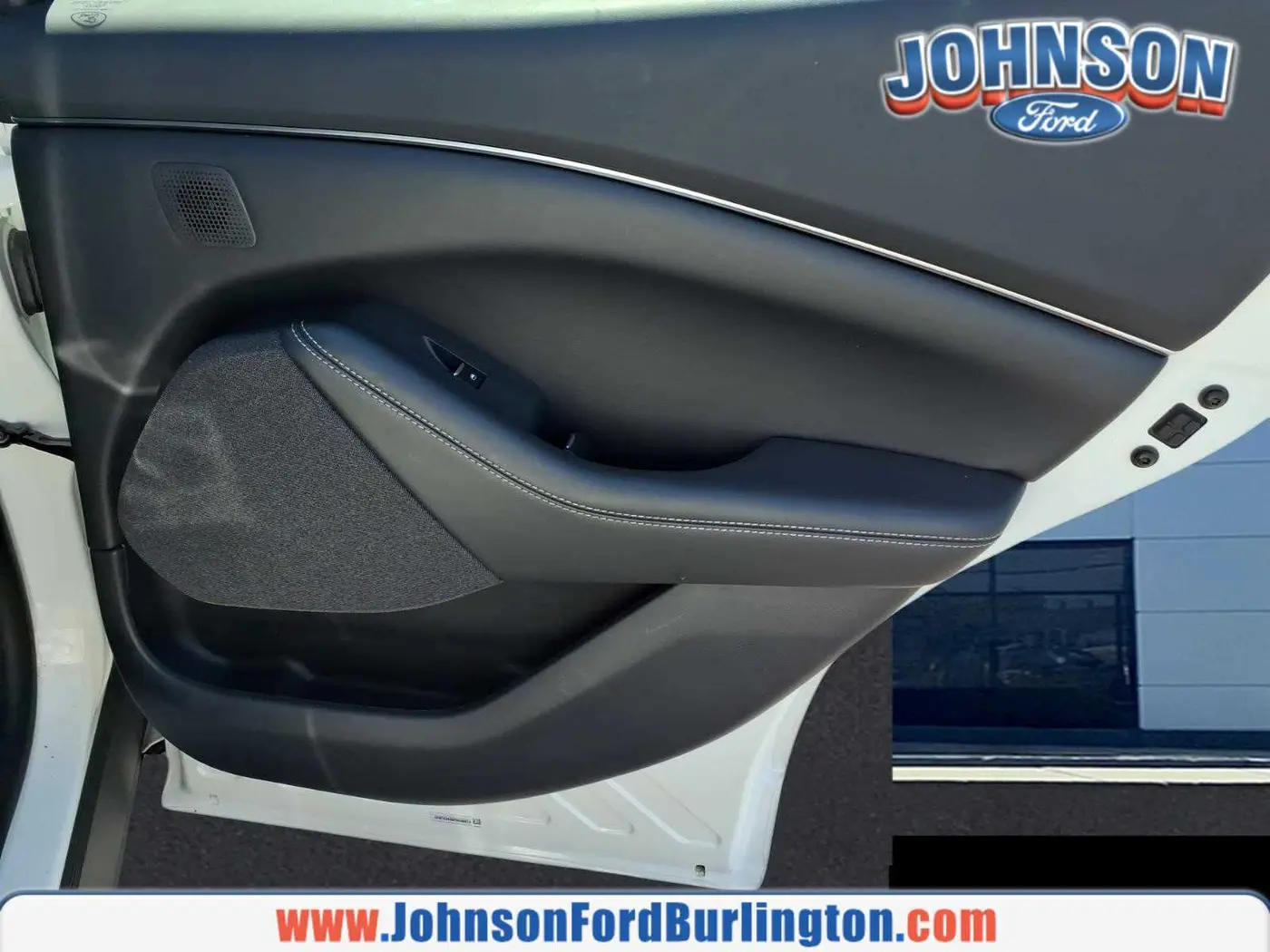 2023 Ford Mustang - $30,800