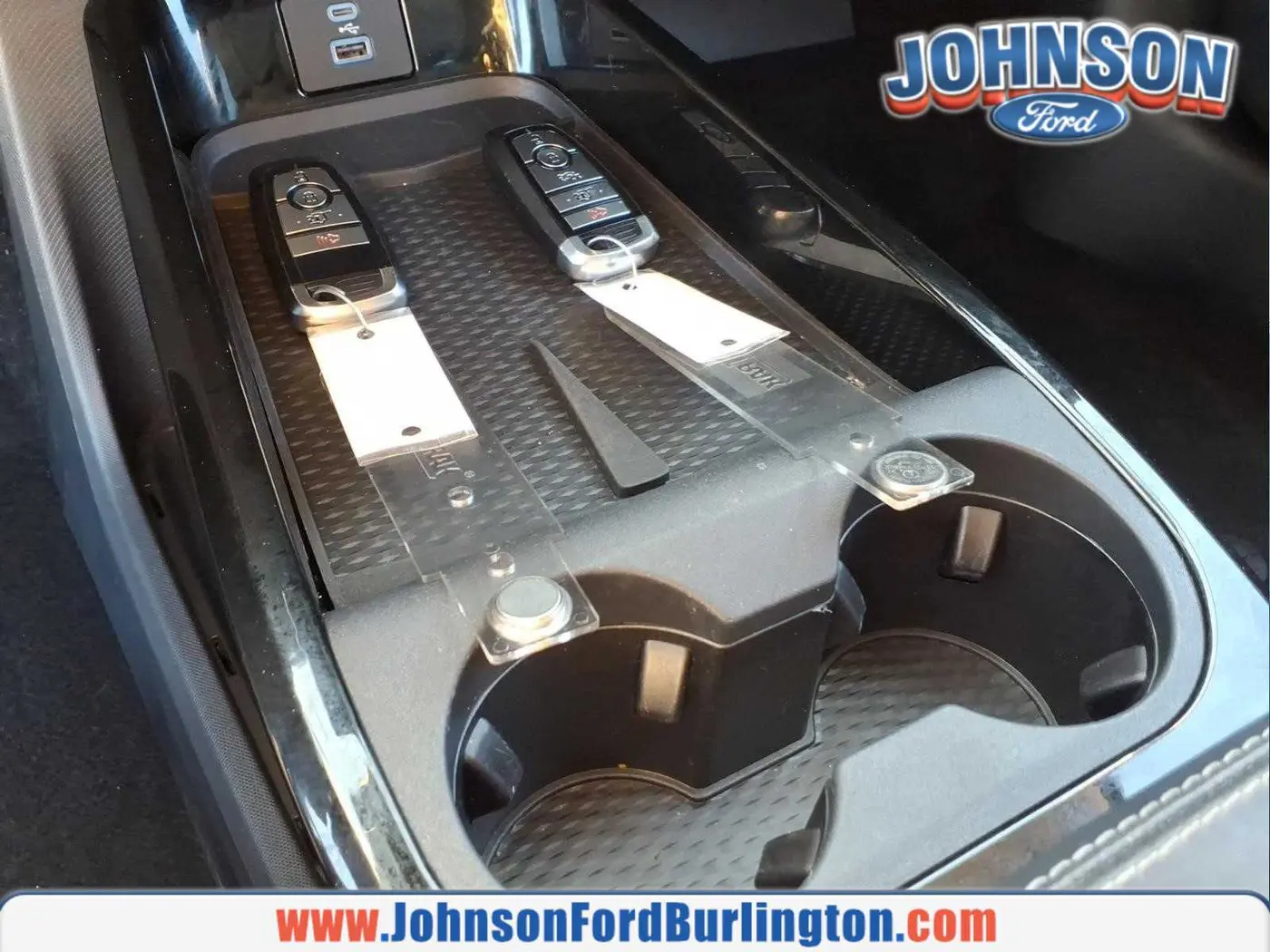 2023 Ford Mustang - $30,800