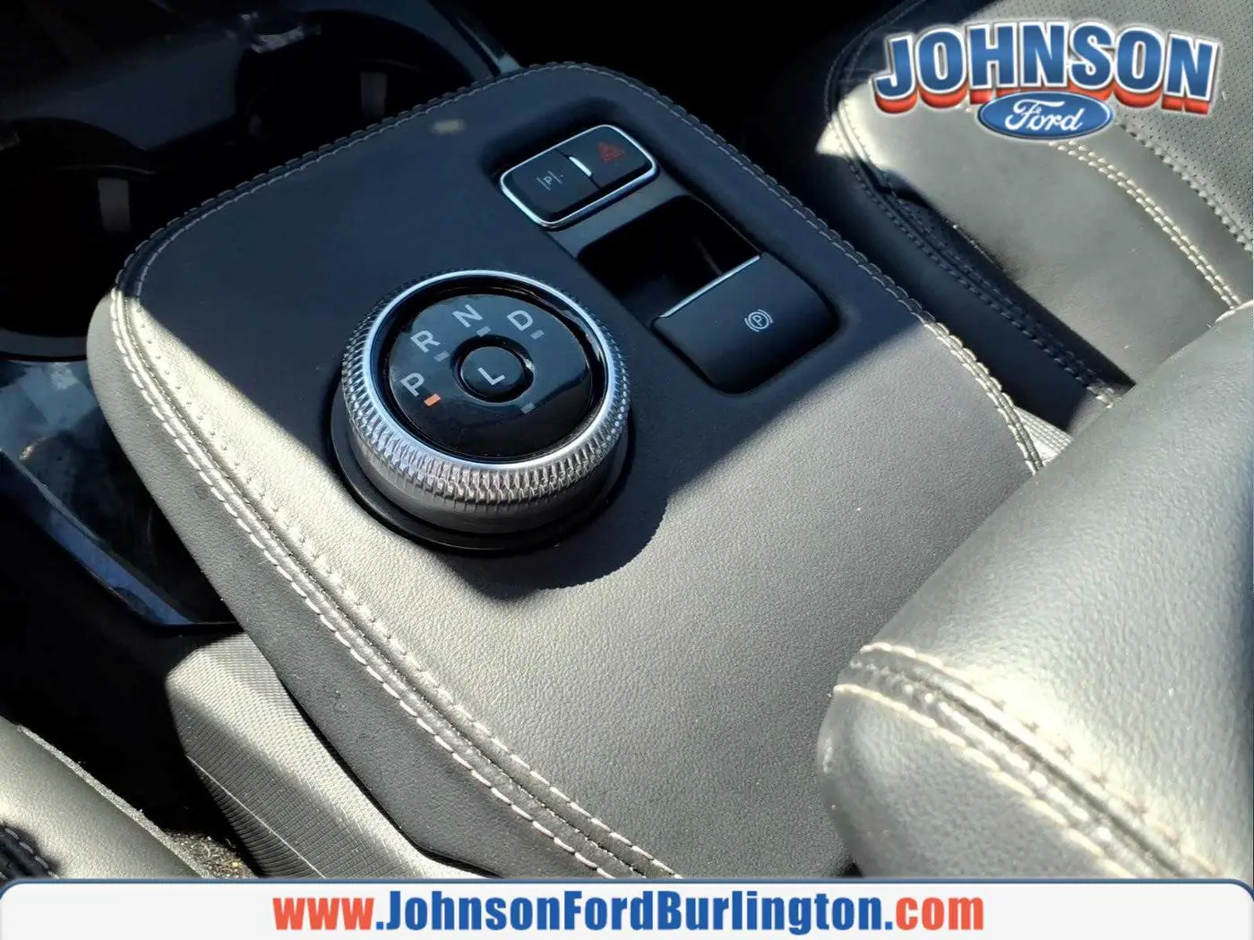2023 Ford Mustang - $30,800