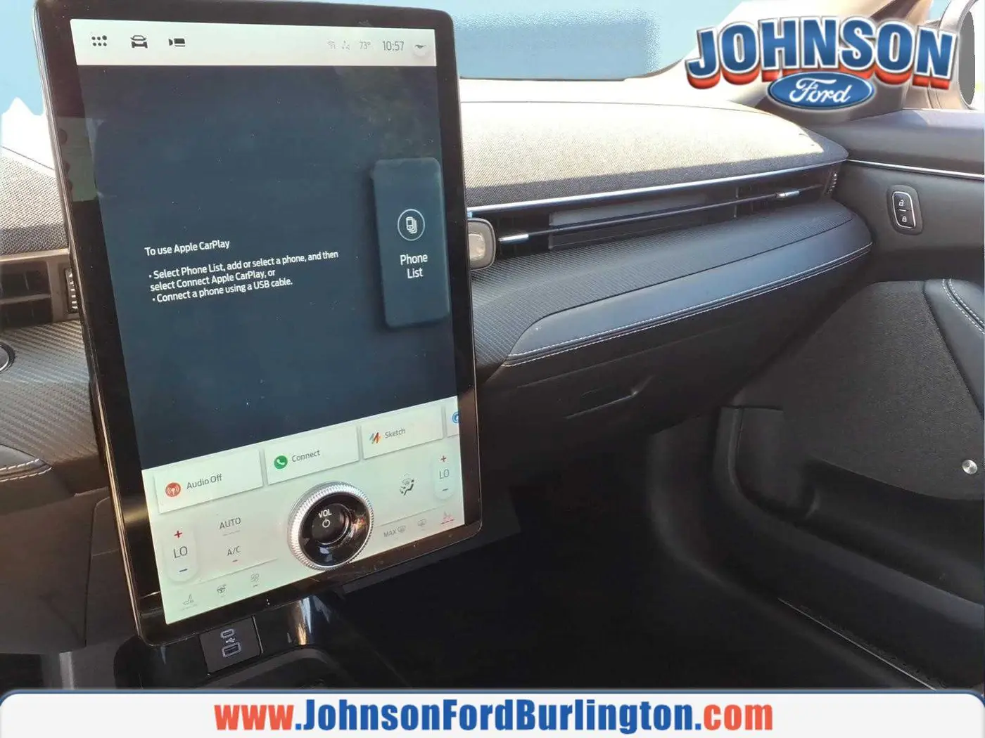 2023 Ford Mustang - $30,800