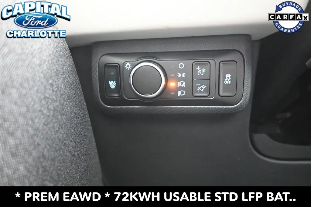 2023 Ford Mustang - $30,898
