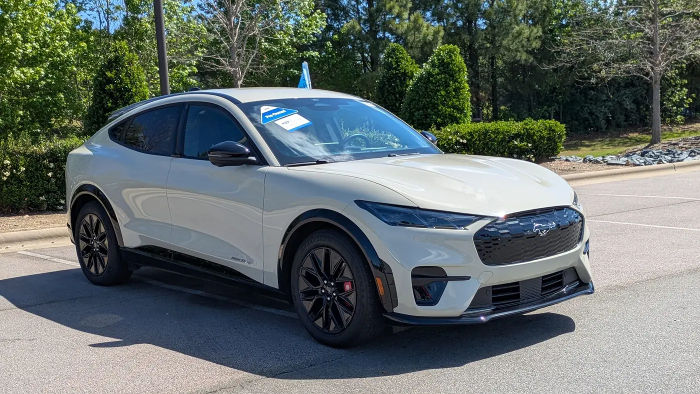 2025 Ford Mustang Mach-E Premium