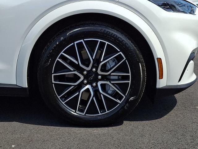 2025 Ford Mustang - $38,577