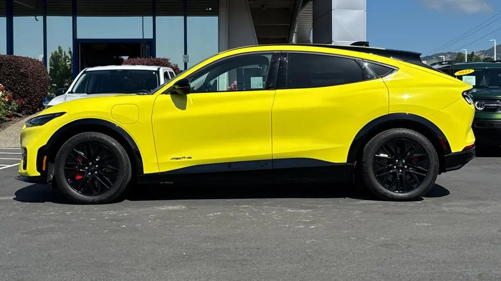 2025 Ford Mustang Mach-E Premium