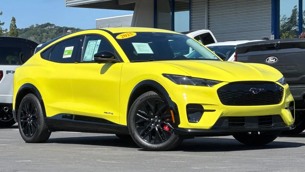 2025 Ford Mustang Mach-E Premium