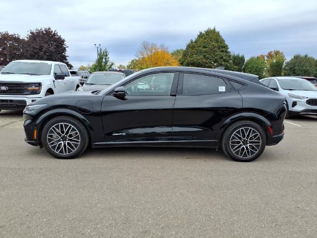 2024 Ford Mustang - $32,998